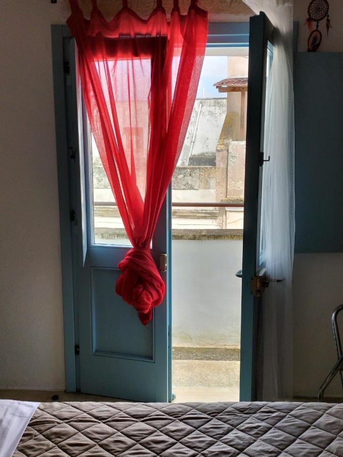 Rosso In Corte - Salento - Corte Dei Colori Spongano Kültér fotó